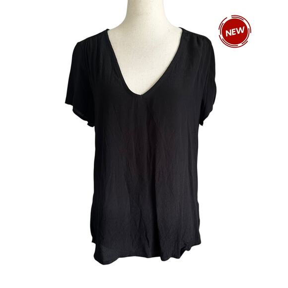 Windsor Tops - Windsor Black V-Neck Top Women Blouse Size Small NWT | 19-26